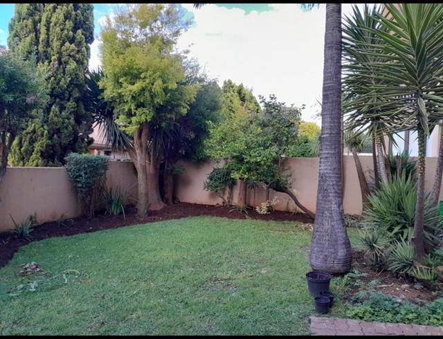 2 BEDROOM APARTMENT FOR SALE IN BEDFORD GARDENS